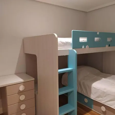 Refugio Familiar En Gros Zurriola A 10 Minutos Ess02855 סן סבסטיאן