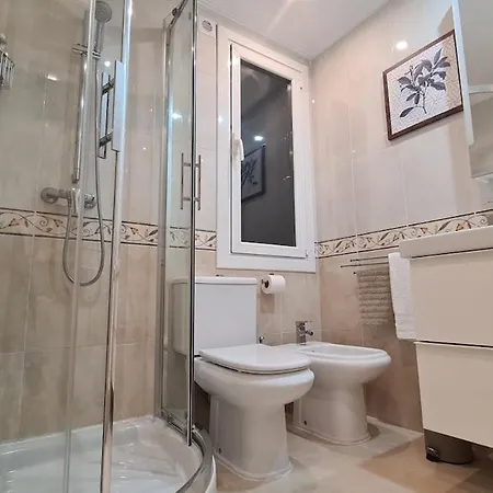 Apartmán Tranquilidad, Pintxos Y Playa En El Barrio De Moda Gros Ess02855 *