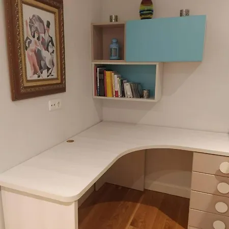 Refugio Familiar En Gros Zurriola A 10 Minutos Ess02855 * San Sebastian