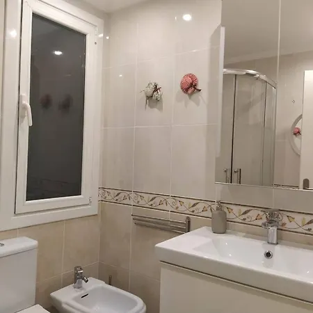 Apartment Refugio Familiar En Gros Zurriola A 10 Minutos Ess02855